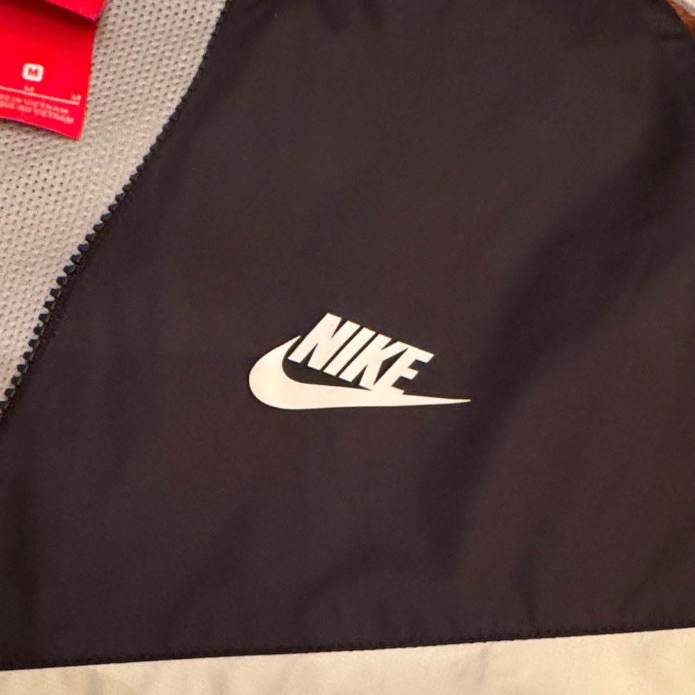 Nike Black and Gray Windbreaker Jacket - M - Picture 3 of 5